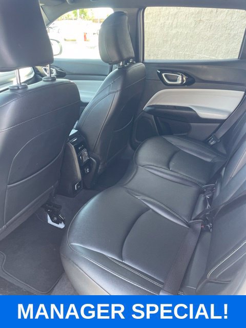 Used 2025 Jeep Compass Limited AWD/4WD image 8