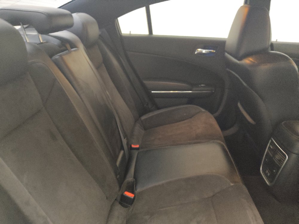 Used 2016 Dodge Charger R/T RWD image 19