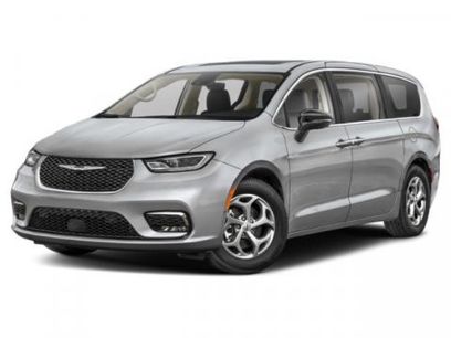 Used 2025 Chrysler Pacifica Limited