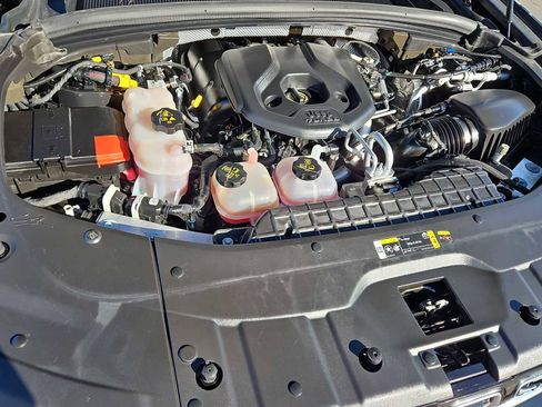 Used 2022 Jeep Grand Cherokee Summit w/ Luxury Tech Group V image 15