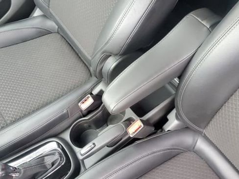 Used 2019 Buick Encore Preferred image 17