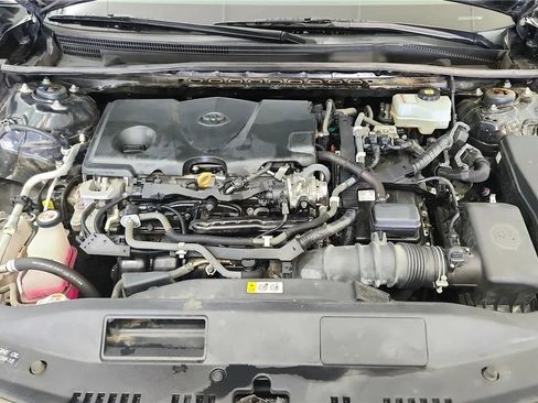 Used 2021 Toyota Camry SE FWD image 37
