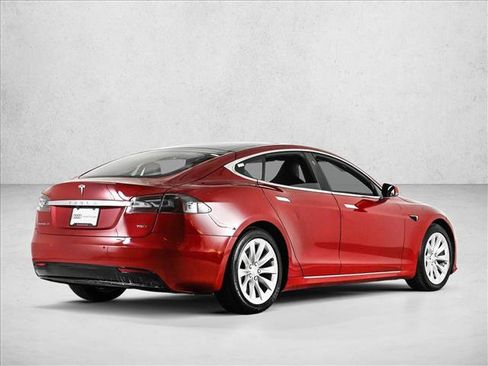 Used 2018 Tesla Model S 75D AWD/4WD image 5