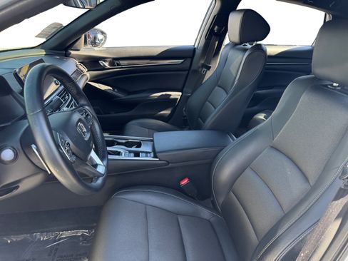 Used 2022 Honda Accord Sport image 9