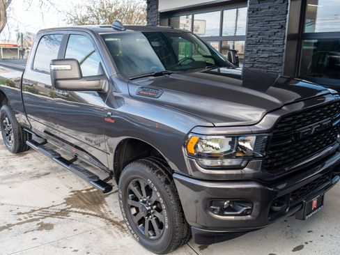 Used 2024 RAM 2500 Big Horn w/ Night Edition AWD/4WD image 11