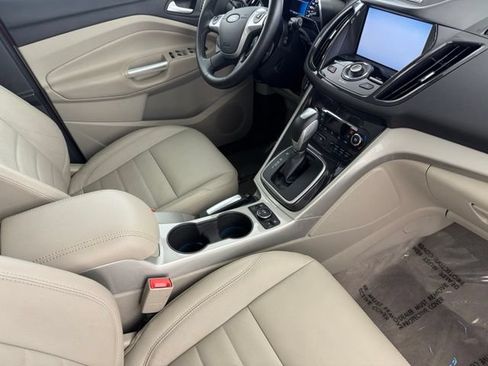 Used 2013 Ford C-MAX SEL FWD image 25