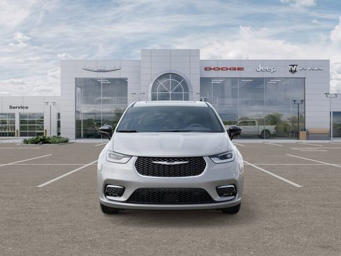 New 2026 Chrysler Pacifica Select image 7