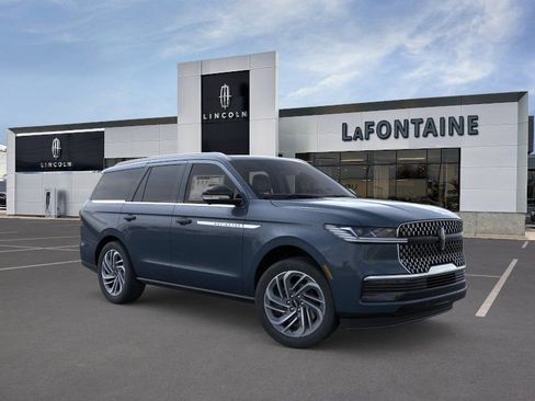 New 2026 Lincoln Navigator Reserve AWD/4WD image 7