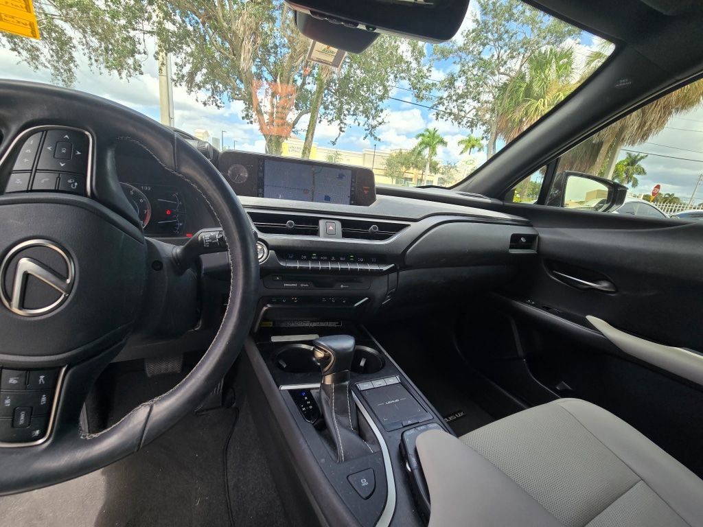 Used 2019 Lexus UX 200 w/ Accessory Package 2 FWD image 14