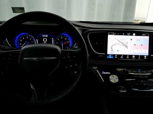 Used 2023 Chrysler Pacifica Limited w/ Uconnect Theater Family Group AWD/4WD image 29