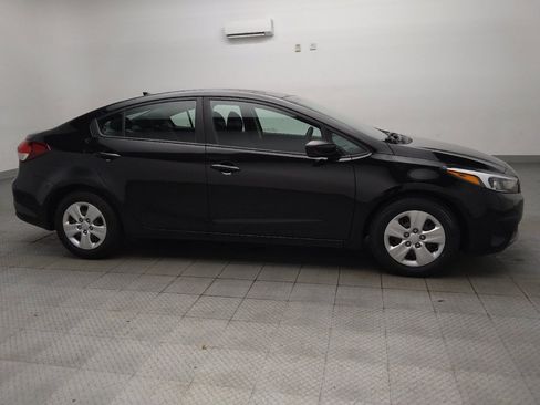 Used 2017 Kia Forte LX w/ LX Popular Package FWD image 11