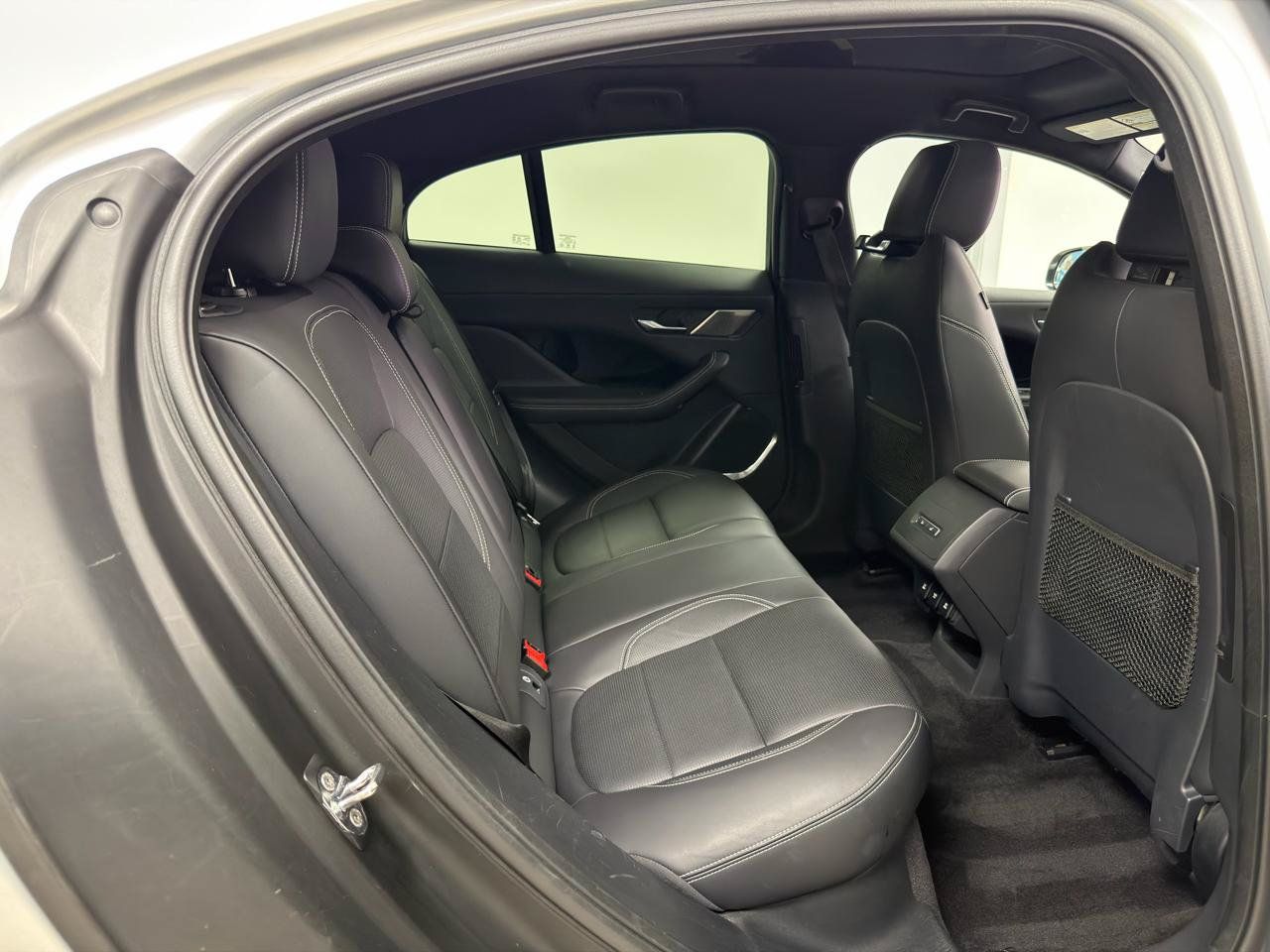 Used 2020 Jaguar I-PACE SE AWD/4WD image 29