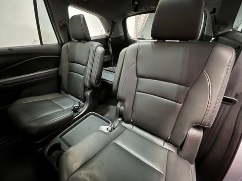 Used 2022 Honda Pilot Elite image 14