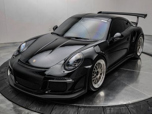 Used 2016 Porsche 911 GT3 RS RWD image 6