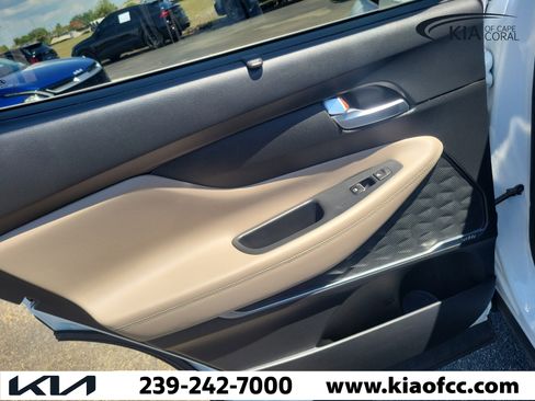 Used 2020 Hyundai Santa Fe Limited FWD image 13