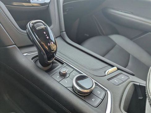 Certified 2022 Cadillac XT6 Luxury image 14