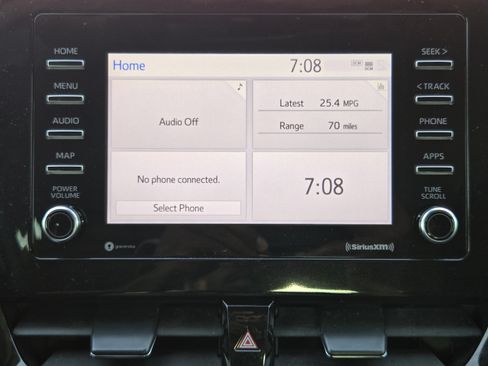 Used 2021 Toyota Camry LE FWD image 13