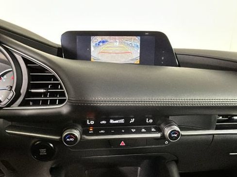 Used 2024 MAZDA MAZDA3 s FWD image 24