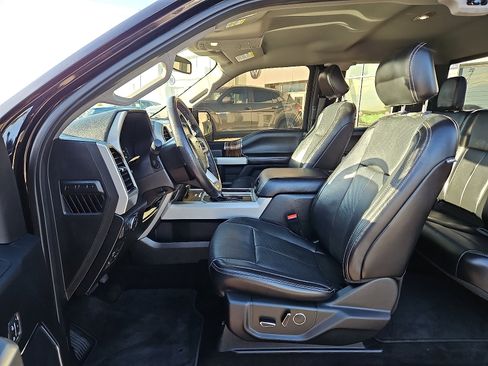 Used 2018 Ford F150 Lariat image 11