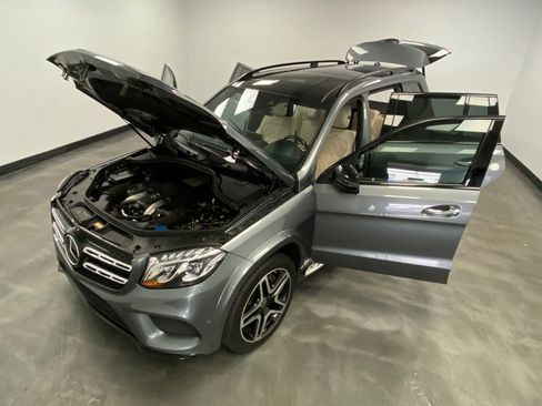 Used 2018 Mercedes-Benz GLS 550 4MATIC image 52
