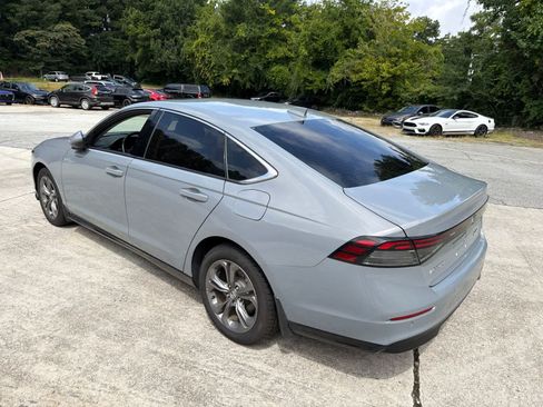 Used 2023 Honda Accord EX-L image 8