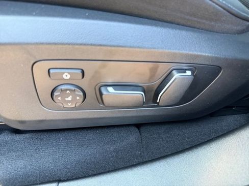 Used 2025 BMW X3 xDrive30i w/ Convenience Package AWD/4WD image 19