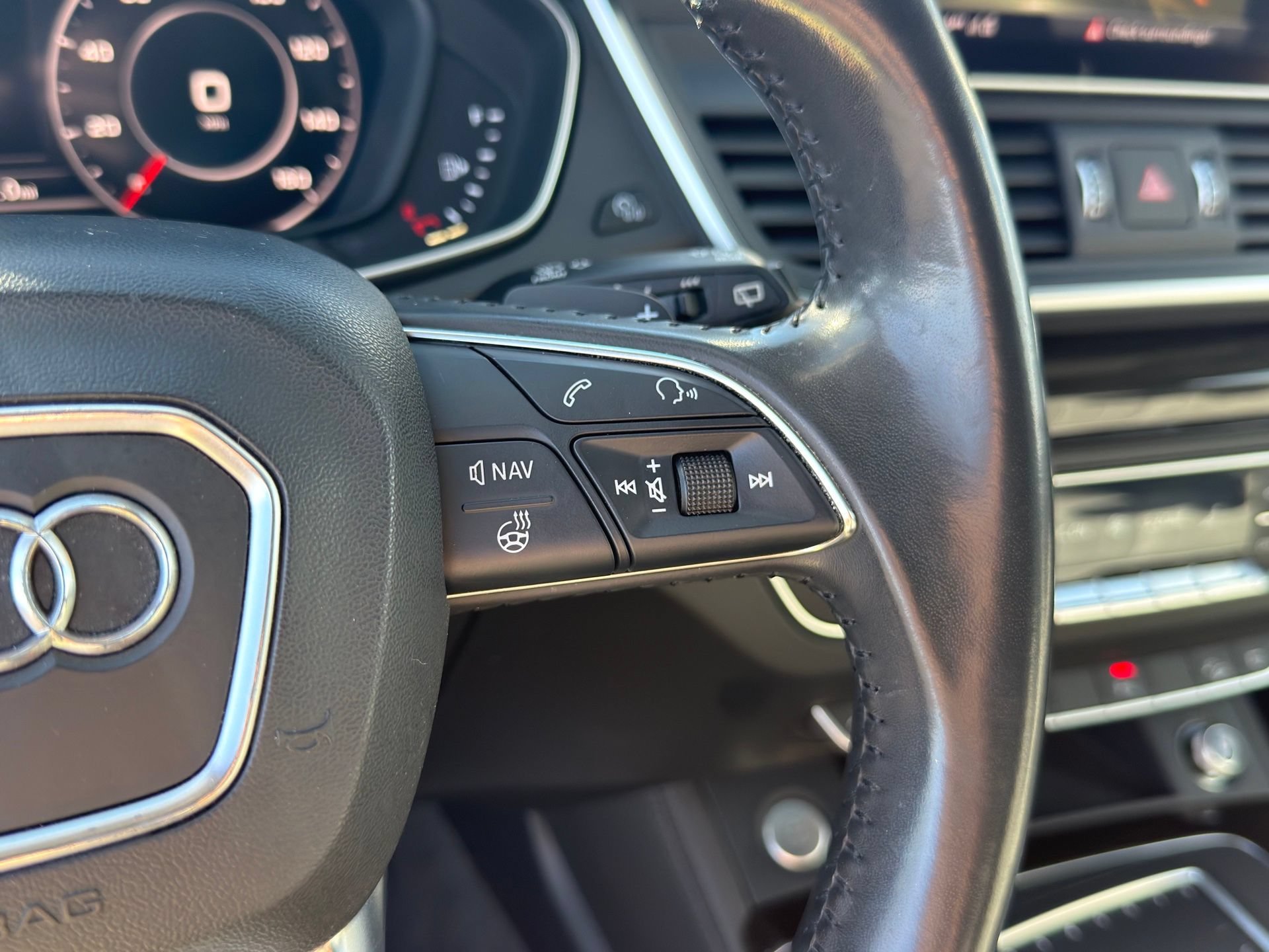 Used 2018 Audi Q5 Prestige AWD/4WD image 21