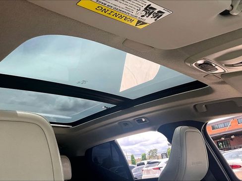 Used 2019 Volvo XC40 T5 Inscription AWD/4WD image 24