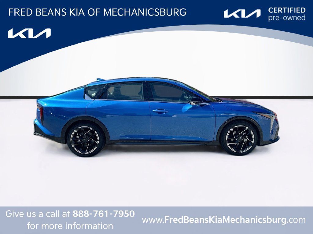 Certified 2025 Kia K4 GT-Line w/ GT-Line Premium Package FWD image 8