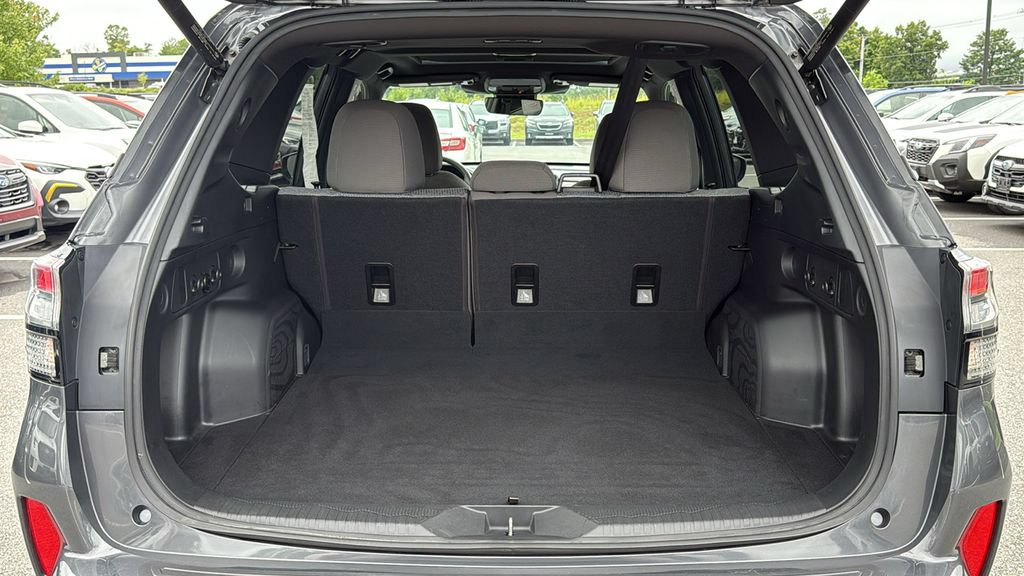 Certified 2025 Subaru Forester Premium AWD/4WD image 27