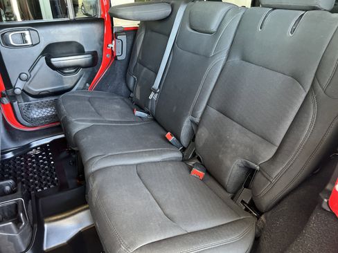 Used 2020 Jeep Wrangler Unlimited Sport AWD/4WD image 7