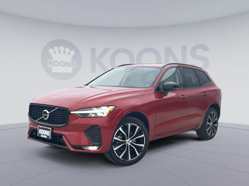 Used 2023 Volvo XC60 B5 Ultimate w/ Climate Package image 1