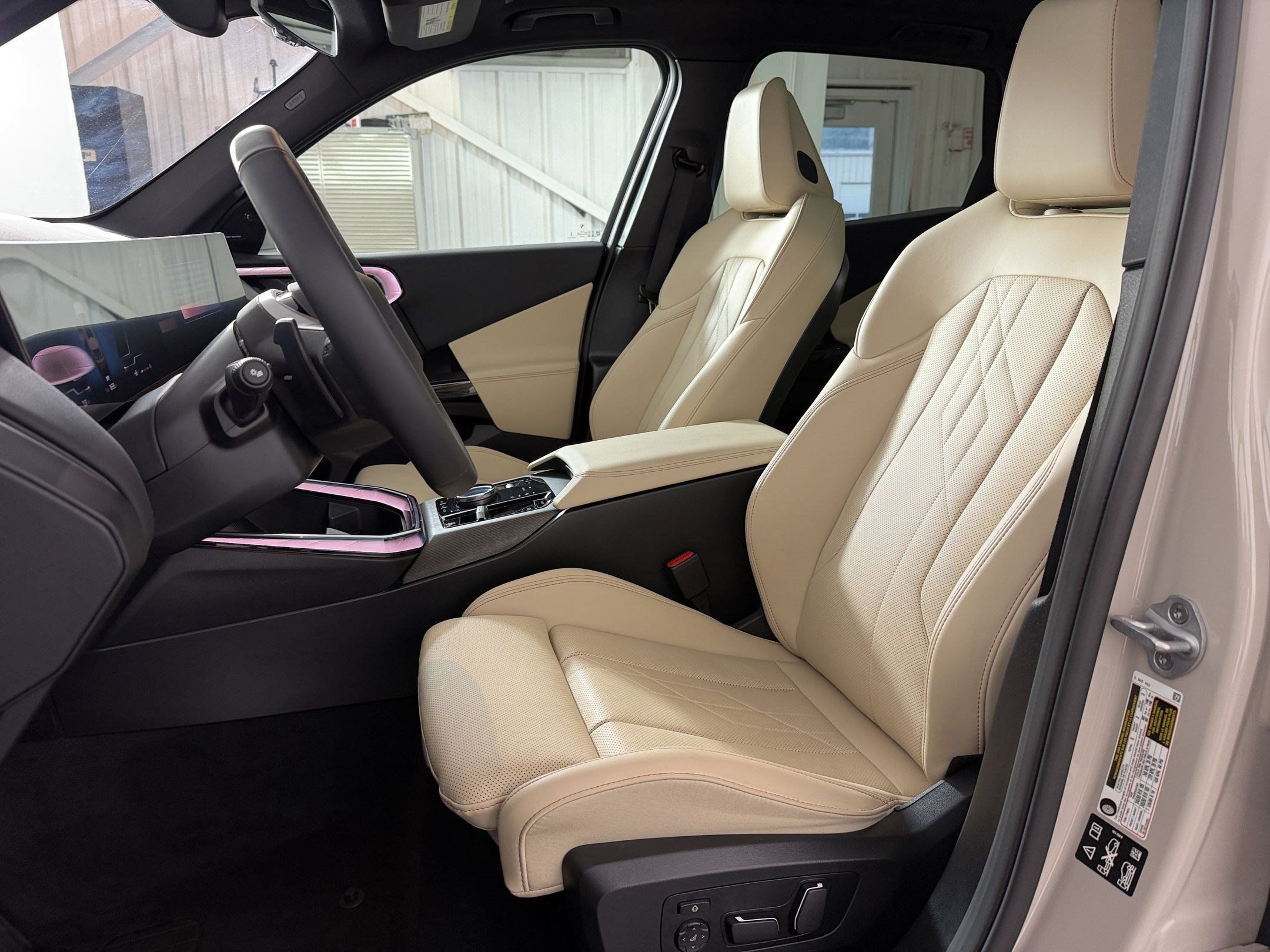 Used 2026 BMW X3 xDrive30i w/ Premium Package AWD/4WD image 5