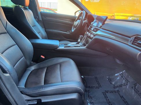 Used 2018 Honda Accord Sport image 52