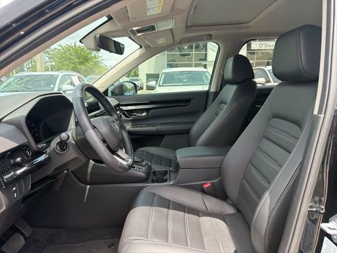 Used 2025 Honda CR-V EX-L image 2