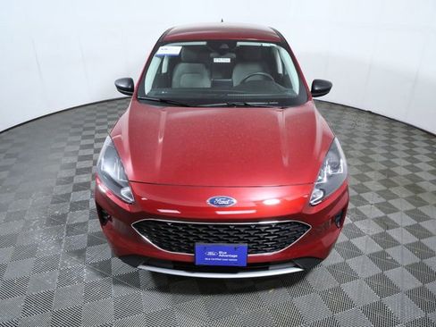 Certified 2022 Ford Escape SE FWD image 3