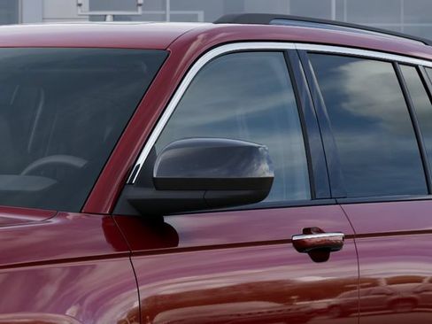 Used 2025 Jeep Grand Cherokee 4WD image 12
