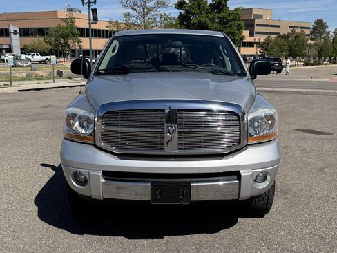 Used 2006 Dodge Ram 1500 Truck Laramie w/ Trailer Tow Group AWD/4WD image 3