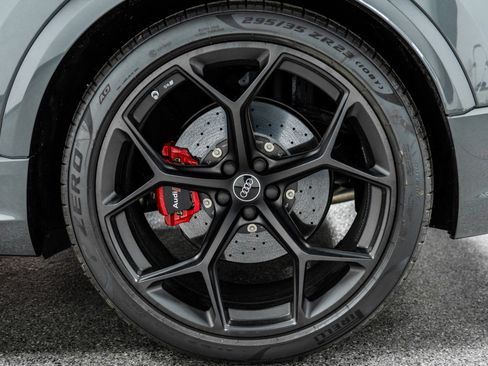 Used 2025 Audi RS Q8 performance image 10