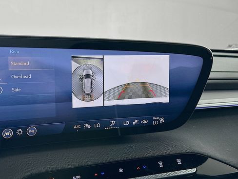 Used 2025 Buick Enclave Preferred image 23