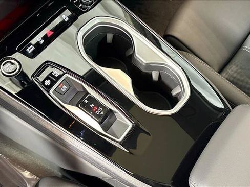 New 2026 Audi A6 Premium Plus AWD/4WD image 14