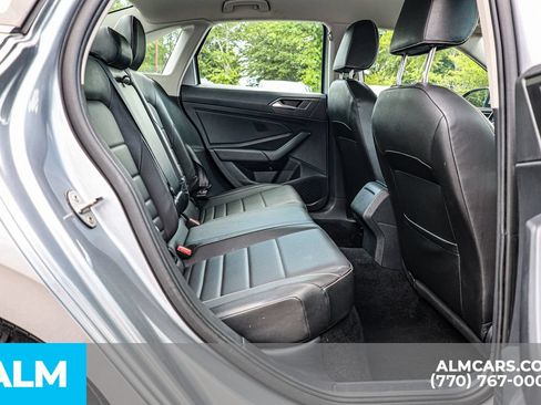 Used 2024 Volkswagen Jetta SE FWD image 21