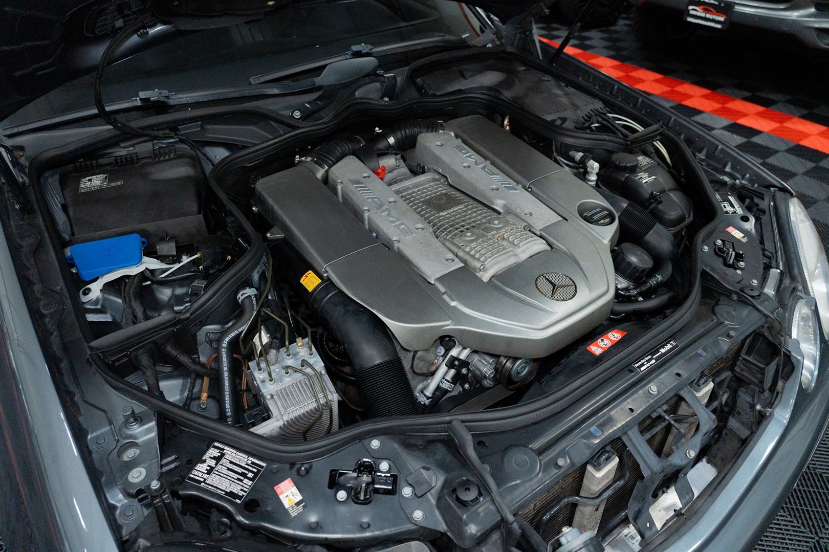 Used 2005 Mercedes-Benz E 55 AMG Sedan image 57