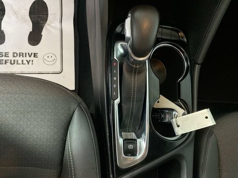 Used 2024 Buick Encore GX Preferred w/ Comfort Package FWD image 19