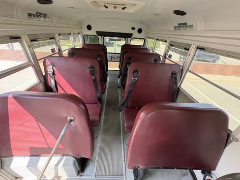 Used 2006 Chevrolet Express 3500 w/ School Bus Package RWD image 16