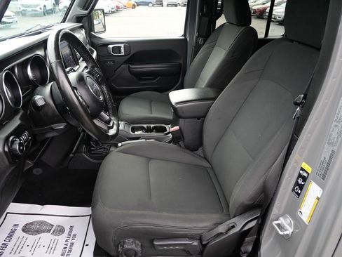 Used 2021 Jeep Wrangler Unlimited Sport AWD/4WD image 13