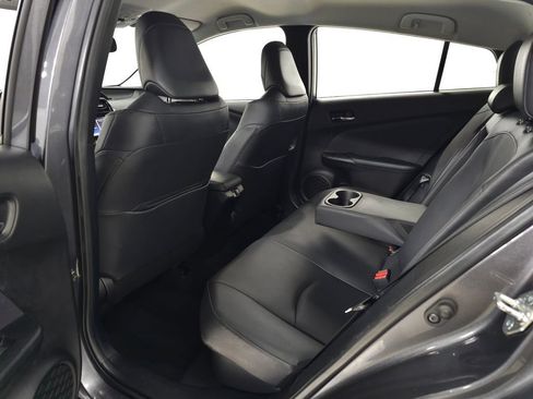 Used 2022 Toyota Prius XLE AWD/4WD image 27
