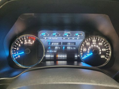 Used 2017 Ford F150 Lariat RWD image 23