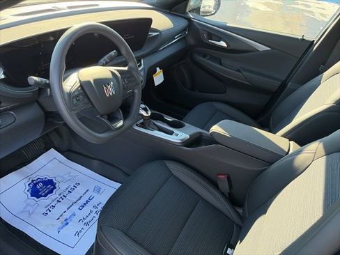 New 2026 Buick Envista Preferred w/ Convenience II Package image 16
