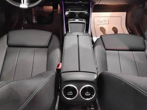 Used 2024 Mercedes-Benz EQB 300 4MATIC image 75